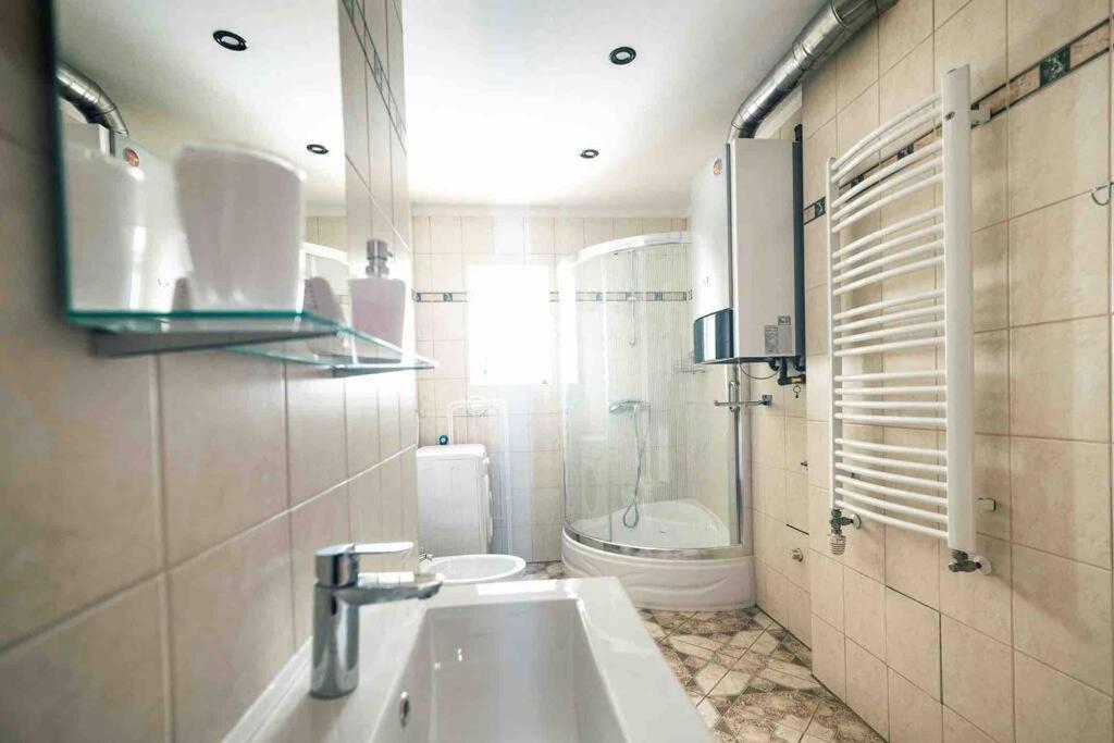 Apartament Quattro, Duszniki-Zdroj Duszniki Zdrój Exteriör bild