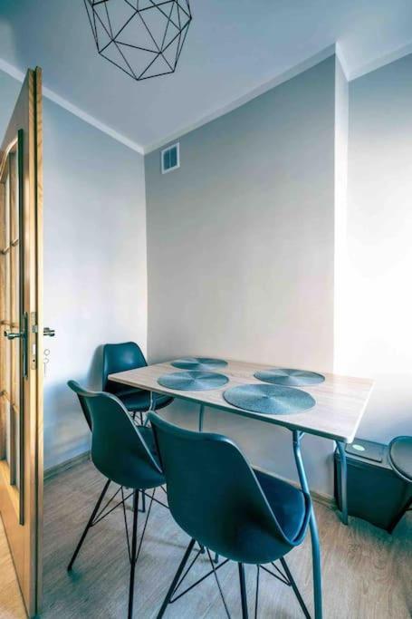 Apartament Quattro, Duszniki-Zdroj Duszniki Zdrój Exteriör bild